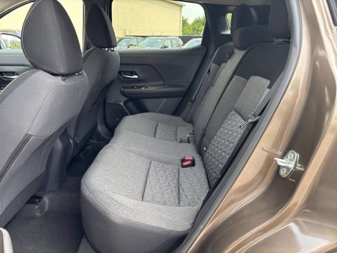 Used 2026 Nissan Kicks SV FWD image 24