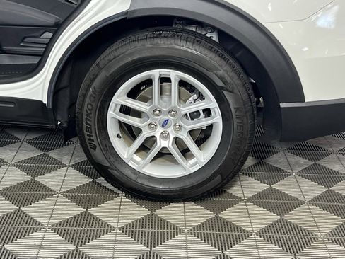 Used 2025 Ford Explorer Active image 21