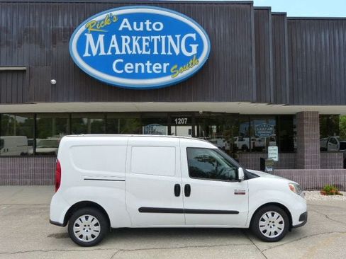 Used 2020 RAM ProMaster City Tradesman SLT FWD image 4