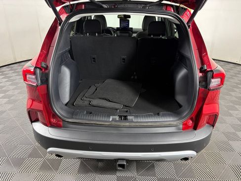 Certified 2026 Ford Escape Platinum w/ Premium Technology Package AWD/4WD image 32