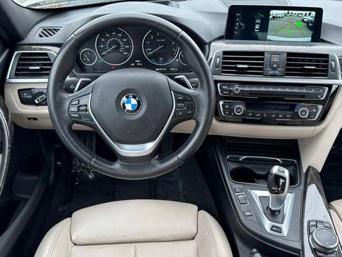 Used 2017 BMW 330e image 29