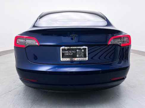 Used 2018 Tesla Model 3 Long Range image 15