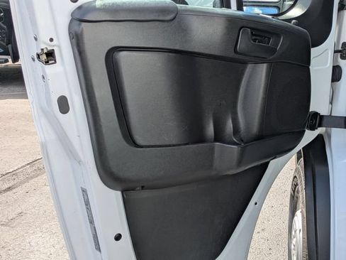 Used 2023 RAM ProMaster 2500 FWD image 16