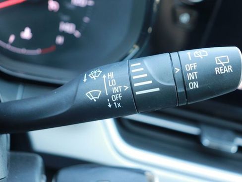 Used 2024 Chevrolet Trax LS w/ LS Convenience Package image 21