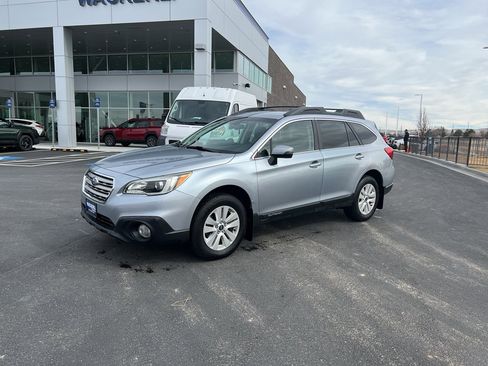 Used 2015 Subaru Outback 2.5i Premium image 1