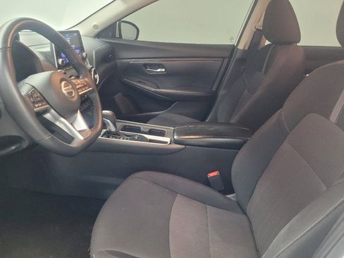 Used 2023 Nissan Sentra SV FWD image 17