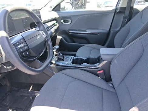 Used 2025 Kia K4 FWD image 15