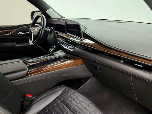Used 2023 Cadillac Escalade Sport Platinum w/ LPO, ONYX Package AWD/4WD image 24