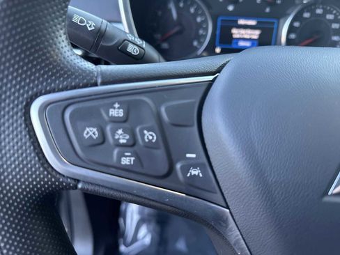 Used 2023 Chevrolet Equinox LT image 24