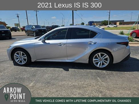 Used 2021 Lexus IS 300 AWD w/ Comfort Package image 7
