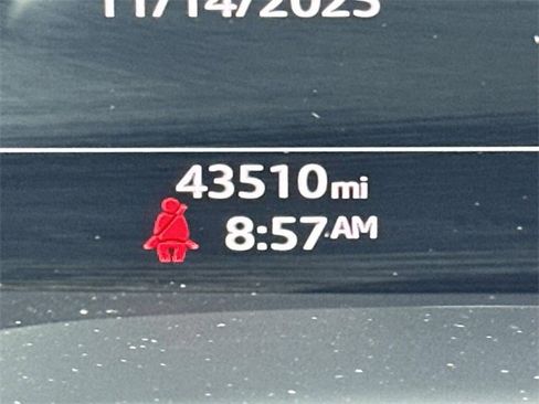 Used 2024 Audi SQ8 Prestige w/ Prestige Package image 24