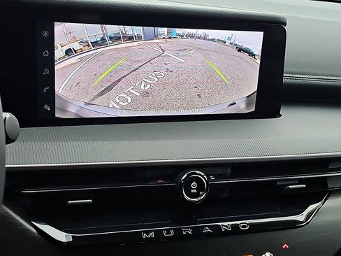 Certified 2025 Nissan Murano SV image 18