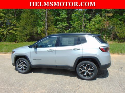 New 2026 Jeep Compass Limited AWD/4WD image 4