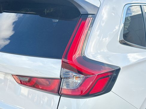 Certified 2025 Honda CR-V EX image 26
