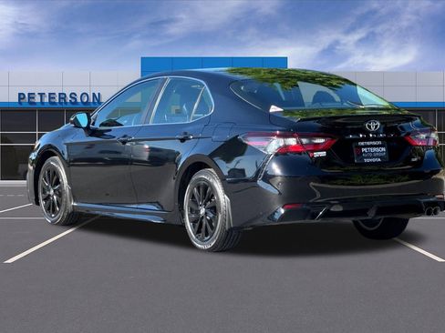 Used 2024 Toyota Camry SE FWD image 6