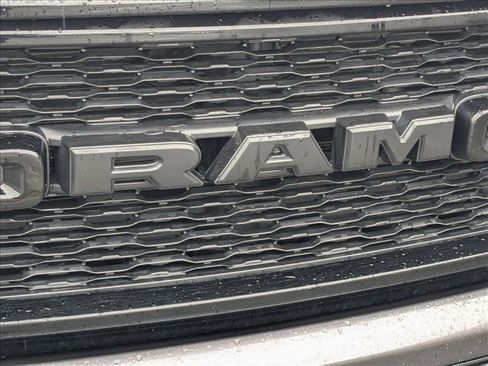 Used 2021 RAM 1500 Big Horn AWD/4WD image 30