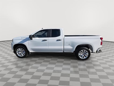 Used 2021 Chevrolet Silverado 1500 Custom image 9