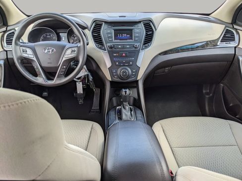 Used 2017 Hyundai Santa Fe Sport FWD image 13