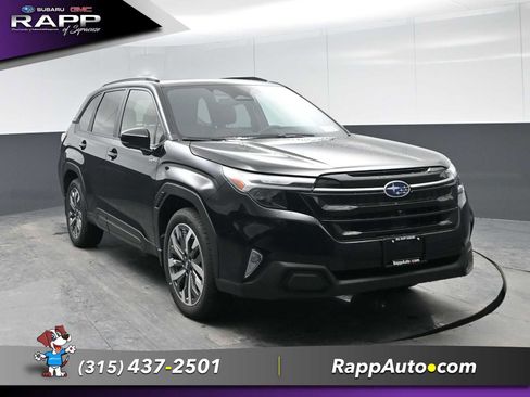 Used 2025 Subaru Forester Touring image 2