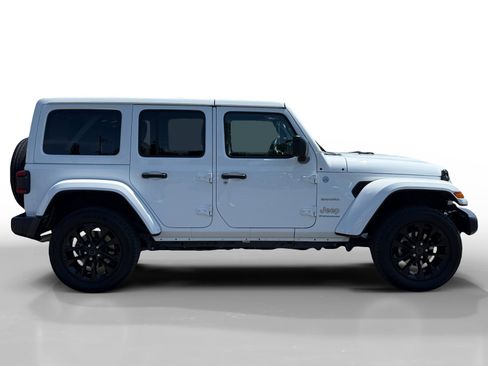 Used 2024 Jeep Wrangler Unlimited Sahara w/ Safety Group AWD/4WD image 6