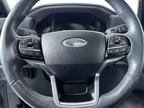 Certified 2025 Ford Explorer Platinum w/ LUX Leather Package AWD/4WD image 23