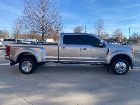 Used 2020 Ford F450 Limited image 8
