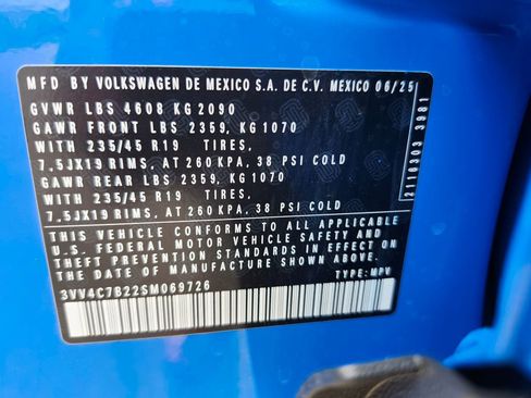 New 2025 Volkswagen Taos SEL image 14