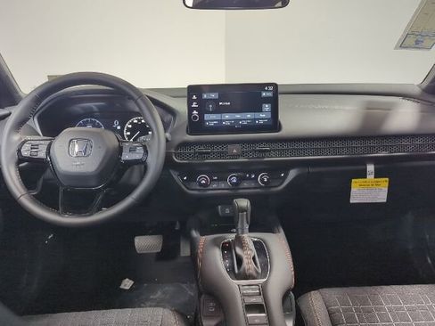 New 2026 Honda HR-V Sport image 9