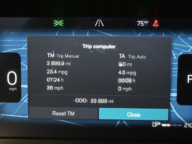 Used 2025 Volvo XC90 B6 Plus AWD/4WD image 28