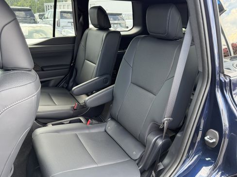 Used 2026 Lexus GX 550 w/ Accessory Package (2T) AWD/4WD image 29