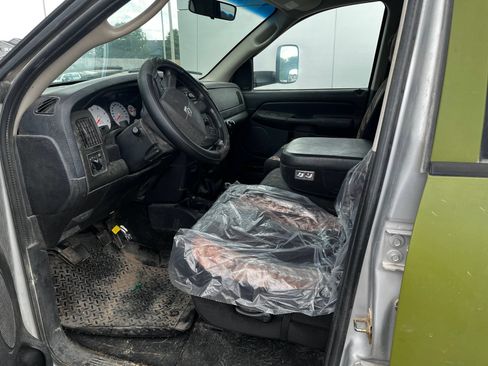 Used 2004 Dodge Ram 3500 Truck SLT w/ Trailer Tow Group AWD/4WD image 5