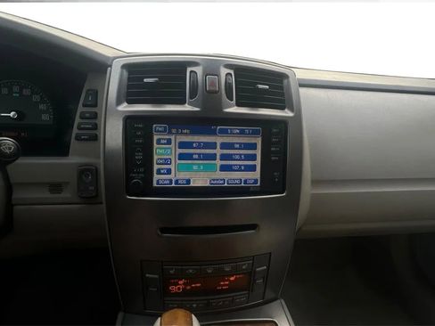 Used 2005 Cadillac XLR RWD image 20