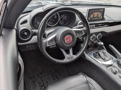 Used 2017 FIAT 124 Spider Lusso image 19