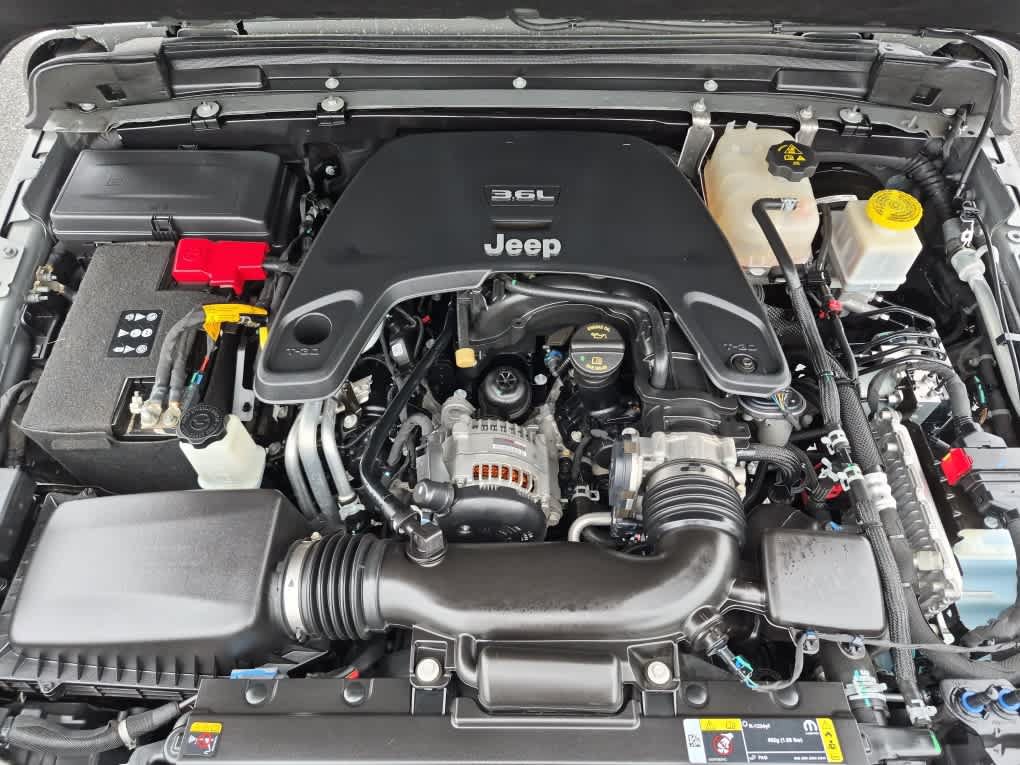 Used 2021 Jeep Gladiator Overland AWD/4WD image 20