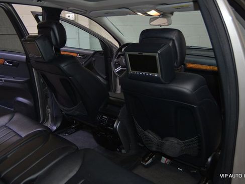 Used 2009 Mercedes-Benz R 320 BlueTEC 4MATIC image 19