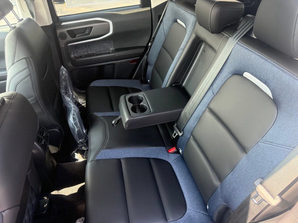 New 2026 Ford Bronco Sport Outer Banks w/ Outer Banks Tech Package+ AWD/4WD image 43