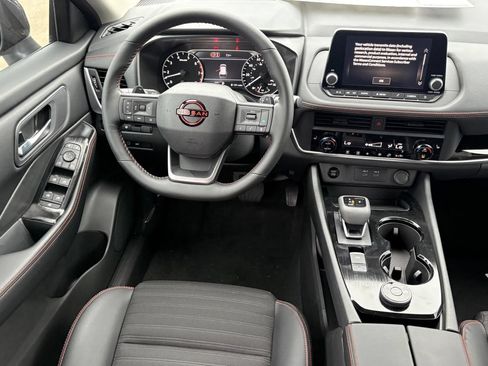 New 2026 Nissan Rogue SV AWD/4WD image 11