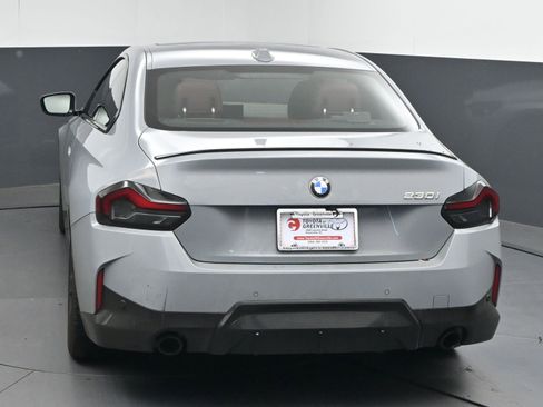 Used 2024 BMW 230i Coupe w/ Premium Package image 7