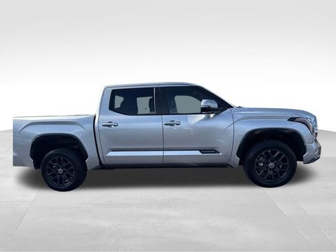 Used 2024 Toyota Tundra Platinum AWD/4WD image 7