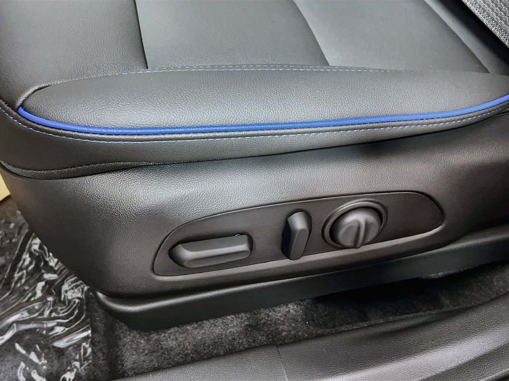New 2026 Buick Envista Sport Touring w/ Convenience I Package FWD image 15