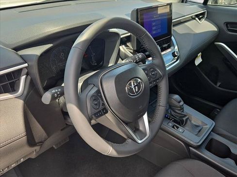 New 2026 Toyota Corolla Cross LE FWD image 3