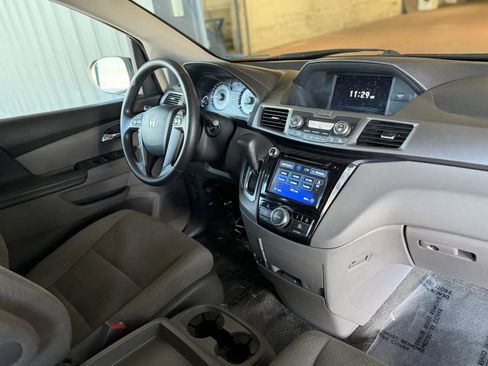 Used 2015 Honda Odyssey EX image 21