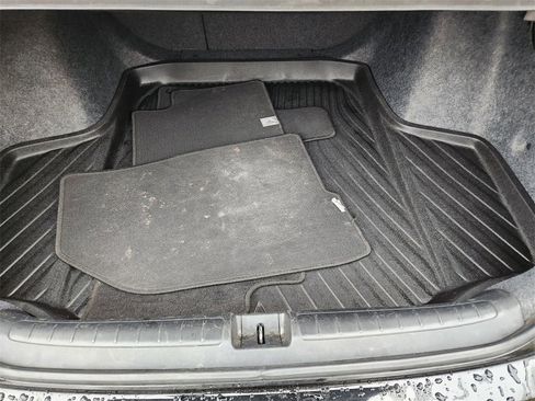 Used 2021 Honda Accord Touring image 30