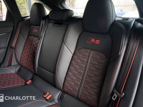 Used 2025 Audi RS 6 performance image 31