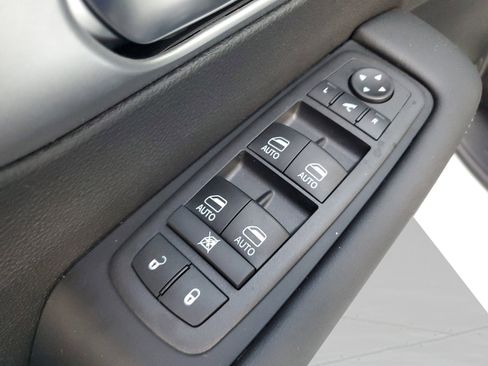 New 2026 Chrysler Pacifica Limited w/ S Appearance Package image 30