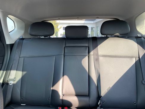 Used 2024 Hyundai Kona Limited FWD image 21