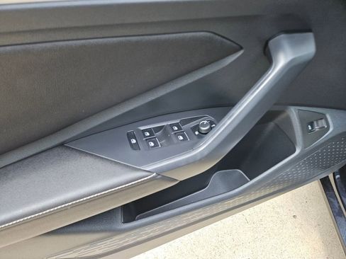 Used 2025 Volkswagen Jetta S FWD image 15