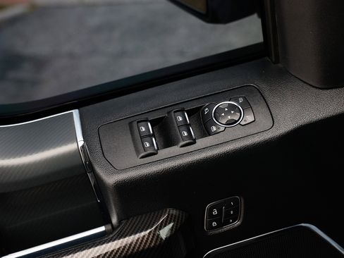 Used 2019 Ford F150 Lariat image 48