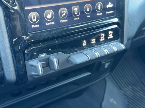 Used 2021 RAM 2500 Power Wagon image 29