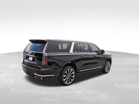 Certified 2025 Cadillac Escalade ESV Premium Luxury w/ Touring Package image 4